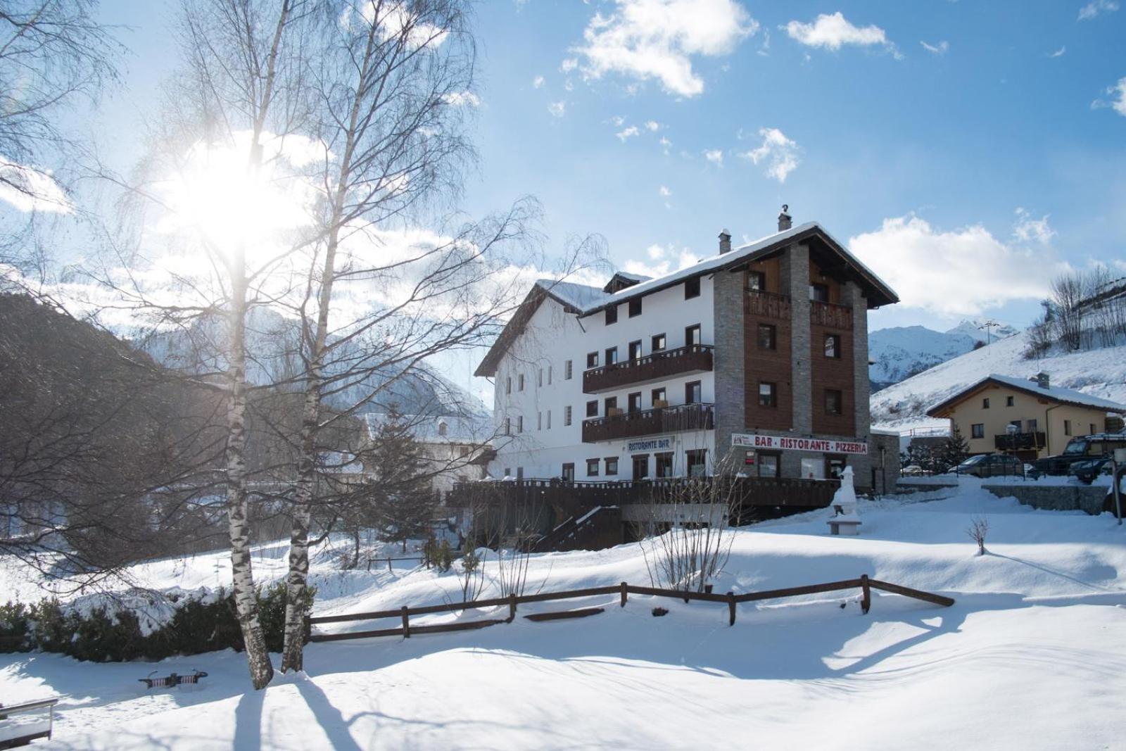 Hotel&Restaurant Saint Nicolas Gran Paradiso Exterior foto