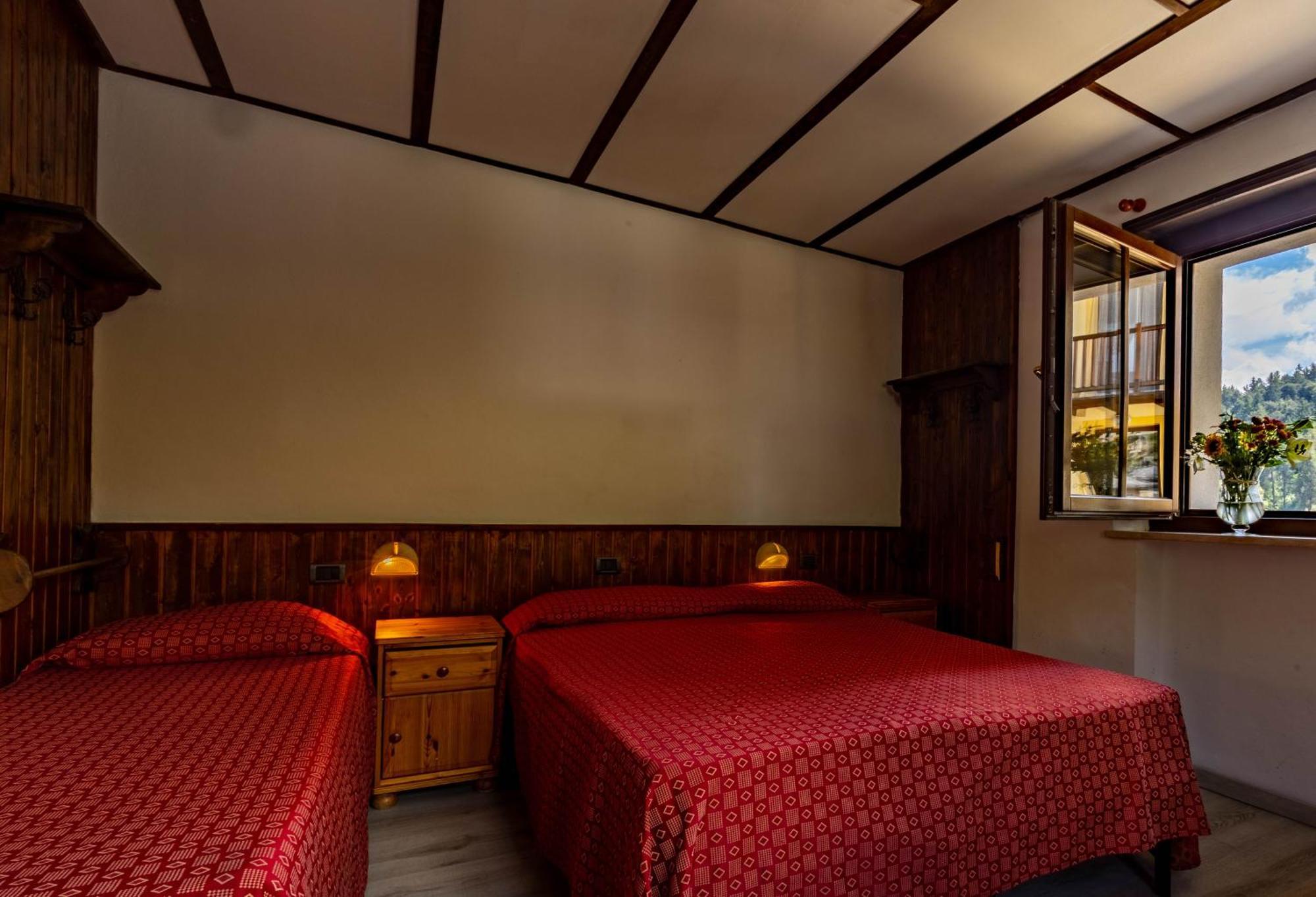 Hotel&Restaurant Saint Nicolas Gran Paradiso Exterior foto