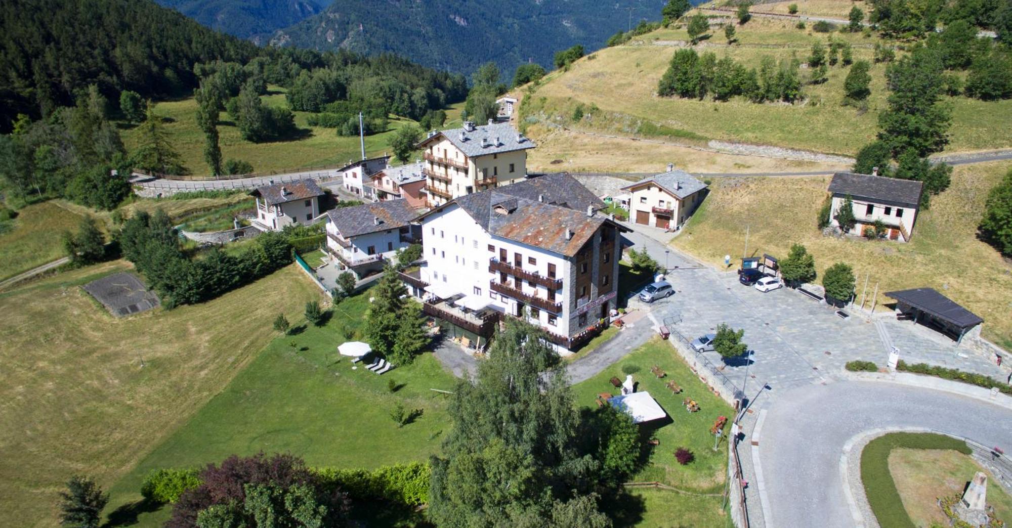 Hotel&Restaurant Saint Nicolas Gran Paradiso Exterior foto